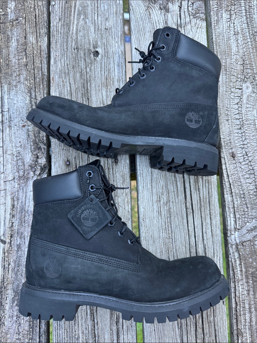 LIKE NEW Timberland 6-Inch Waterproof Boots
